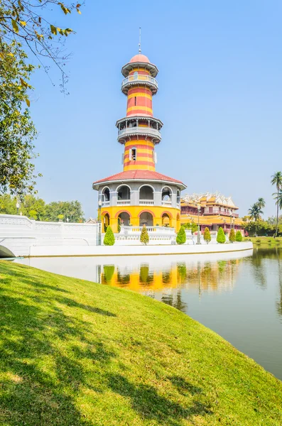 Torre em bang pa-in palácio — Fotografia de Stock