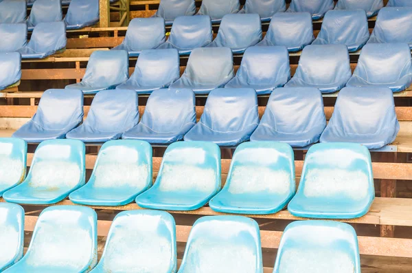 Asientos de estadio vacíos — Foto de Stock