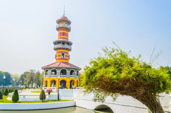 Башня во дворце Банг Папин — стоковое фото