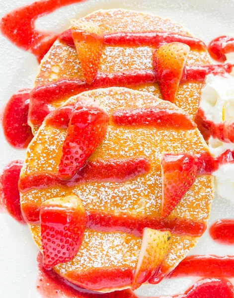 Pancakes strawberry — Stock Photo, Image