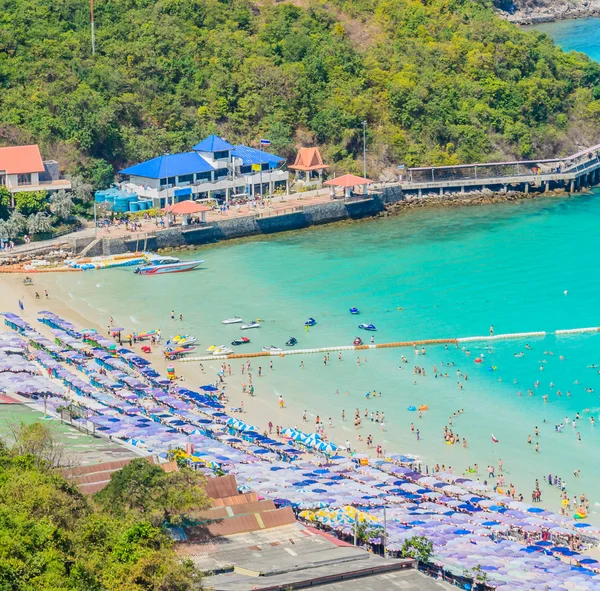 Durva szemű fa képkeret - elszigetelt — Stockfoto