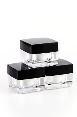 boş kozmetik şişe