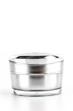 boş kozmetik şişe