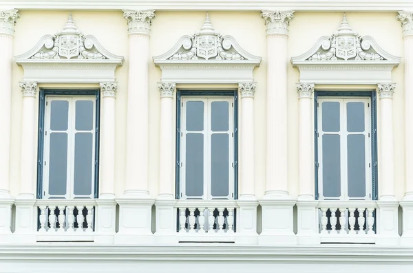 Ventanas de madera — Foto de Stock