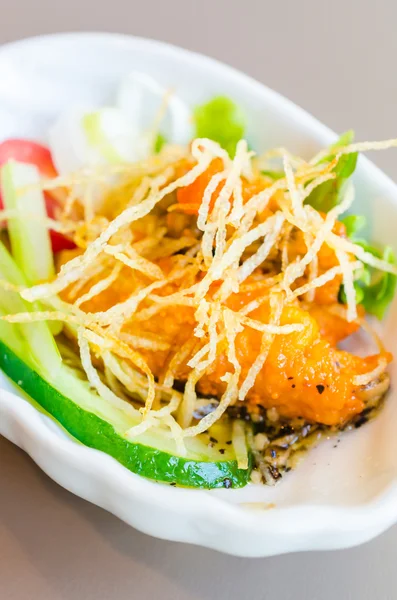 Salad fried fish — Stock Photo, Image
