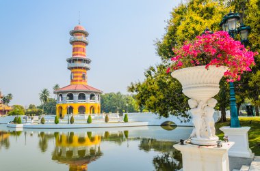 Bang pa-in sarayda kule