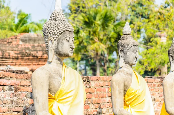 Wat yai chaimongkol tempel — Stockfoto