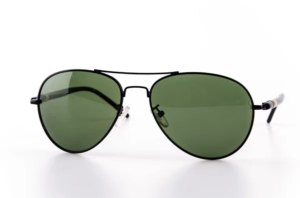 Sonnenbrille auf Weiß — Stockfoto