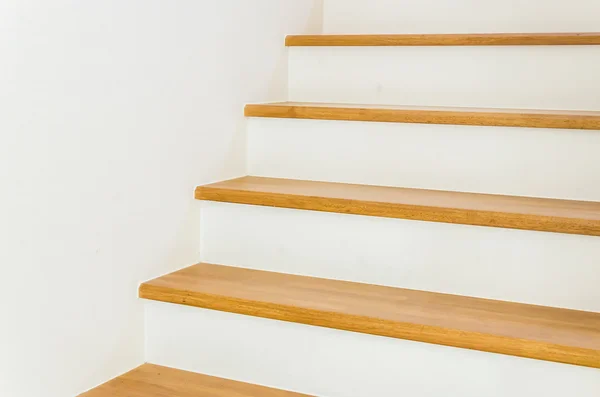 Escalier intérieur en bois — Photo