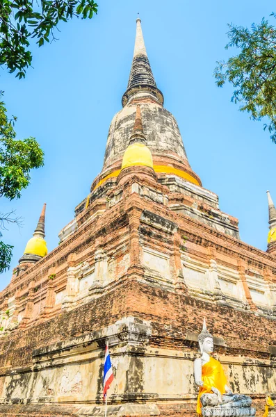 Wat yai chaimongkol Tempel — Stockfoto