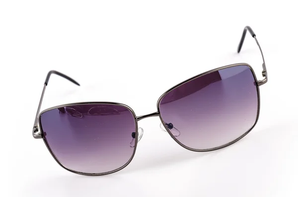 Solglasögon på vit — Stockfoto