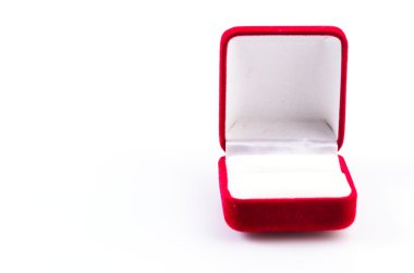 kırmızı bir mücevher kutusu