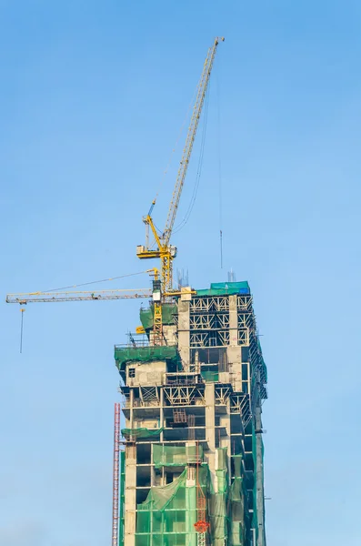 Estaleiro de construção de gruas — Fotografia de Stock