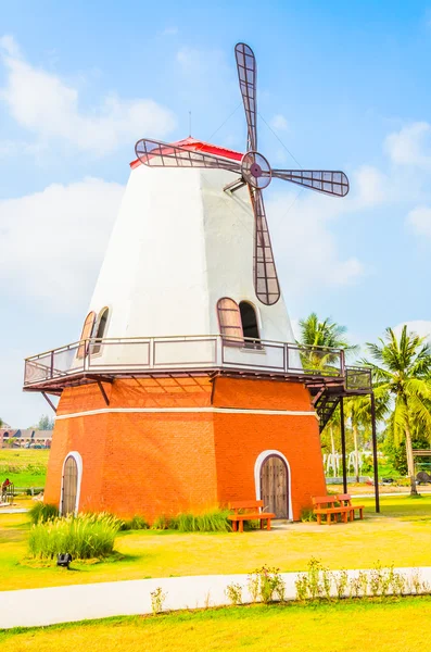 Molino de viento — Foto de Stock