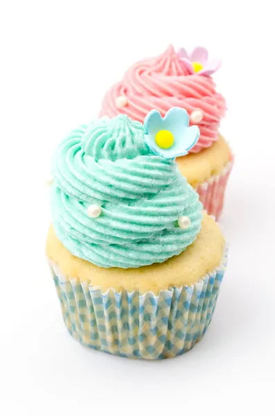 Baunilha cupcakes isolado fundo branco — Fotografia de Stock