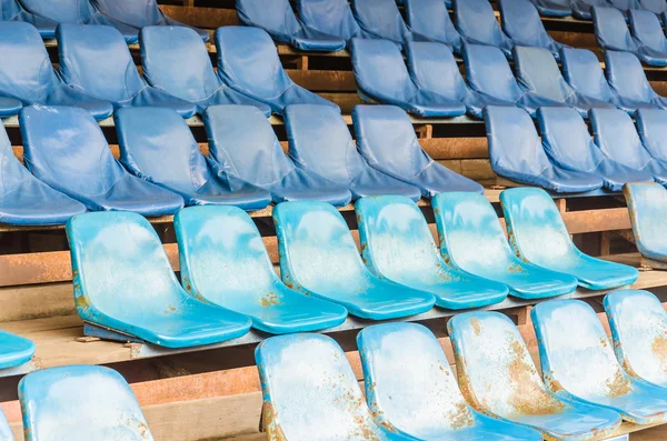 Asientos de estadio vacíos —  Fotos de Stock