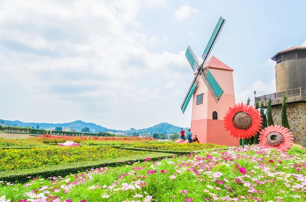 Windmühle — Stockfoto