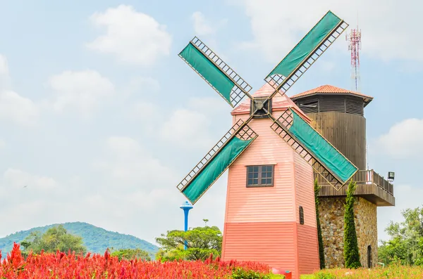 Molino de viento — Foto de Stock