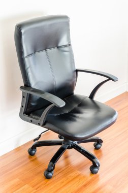 siyah deri iş ofis koltuğu