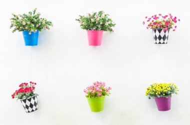 plastik Çiçek Aranjman duvar zemin üzerine