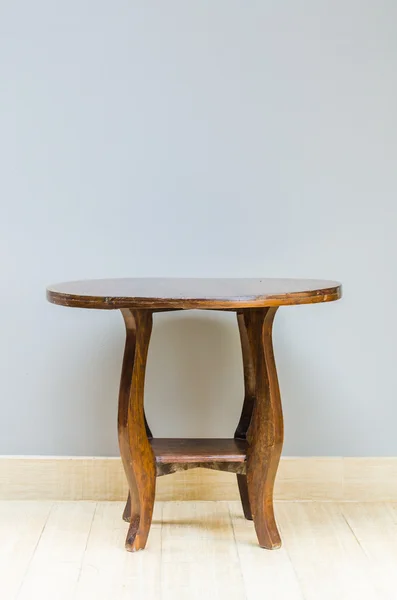Ahşap sandalye masa — Stok fotoğraf