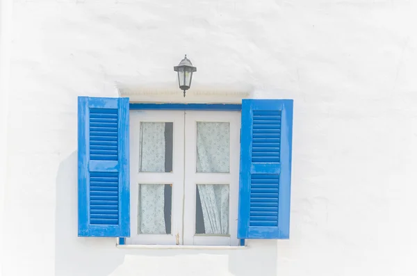 Окна Санторини — стоковое фото