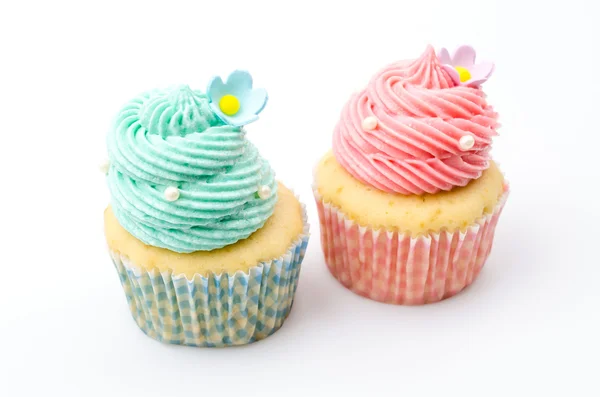Vanilkový cupcakes izolované bílé pozadí — Stock fotografie