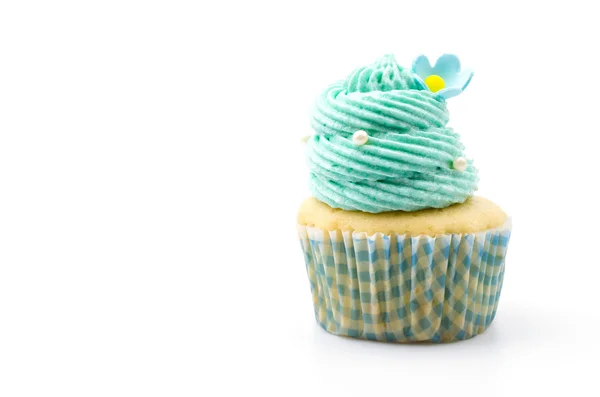 Vanille cupcakes geïsoleerde witte achtergrond — Stockfoto