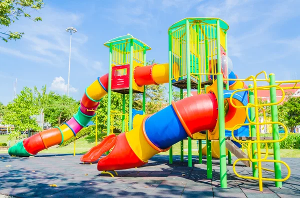 Parque infantil —  Fotos de Stock