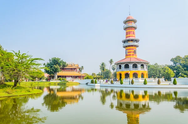 Torre en bang pa-in palacio — Foto de Stock