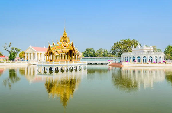 Arquitectura Bang pa en palacio Tailandia —  Fotos de Stock