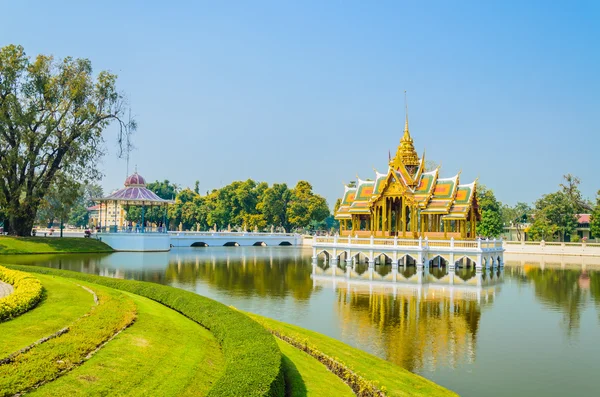 Arquitetura Bang pa no palácio Tailândia — Fotografia de Stock