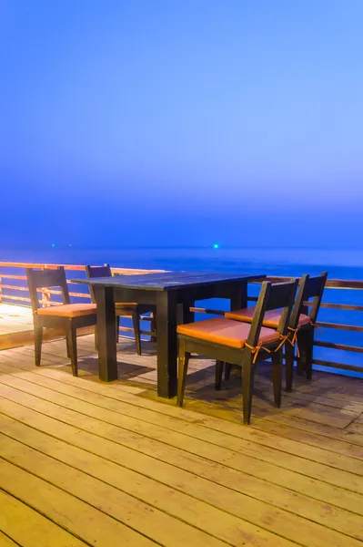 Yemek Masası twilight kez — Stockfoto