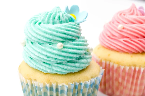 Cupcake vaniglia isolato sfondo bianco — Foto Stock