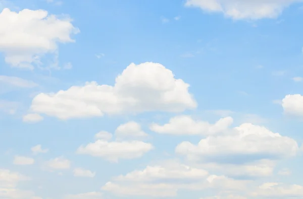 Хмара небо — стокове фото