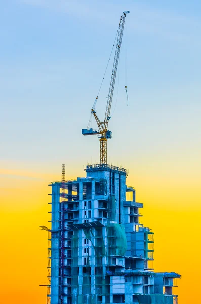 Construcción de grúas — Foto de Stock