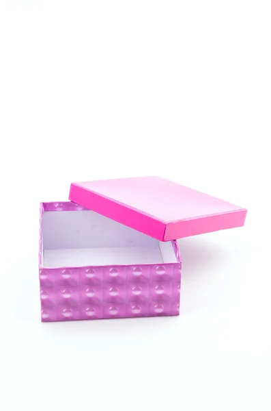 Scatola regalo rosa isolato sfondo bianco — Foto Stock