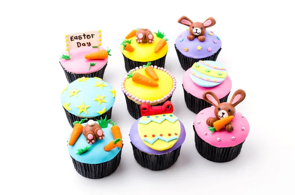 Pasqua cupcakes isolato sfondo bianco — Foto Stock