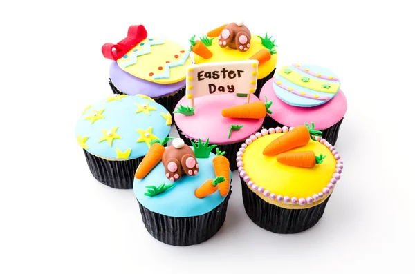 Pastelitos de Pascua aislado fondo blanco — Foto de Stock