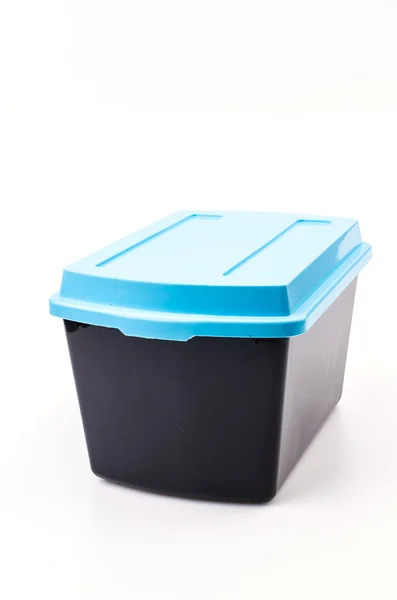 Caixa de plástico isolado fundo branco — Fotografia de Stock