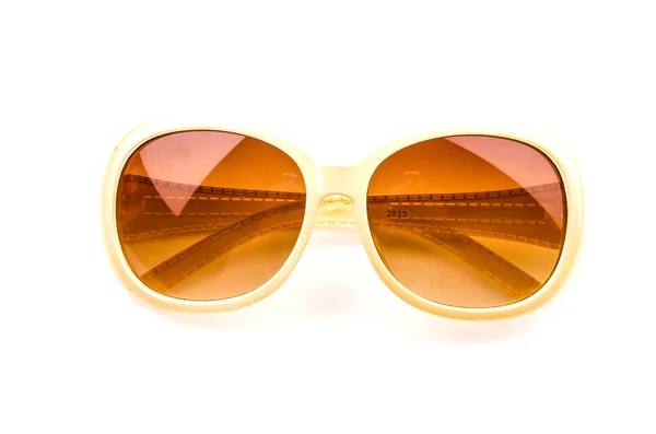 Lunettes de soleil isolé fond blanc — Photo