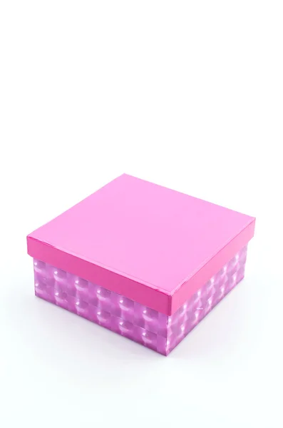 Caja de regalo rosa aislado fondo blanco —  Fotos de Stock