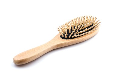 ahşap tarak izole beyaz arka plan