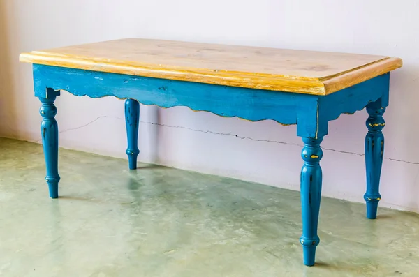Tischmöbel aus Holz — Stockfoto