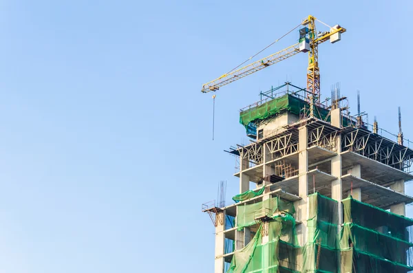 Estaleiro de construção de gruas — Fotografia de Stock