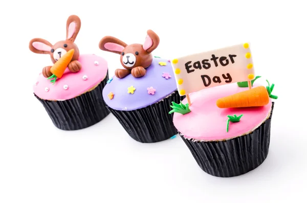 Ostern Cupcakes isoliert weißen Hintergrund — Stockfoto