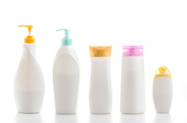 plastik şişe izole beyaz arka plan