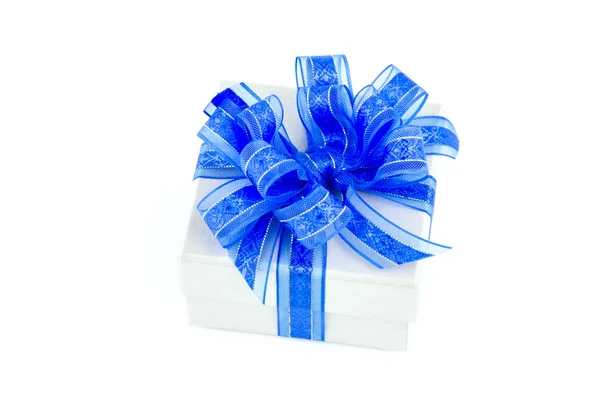 Confezione regalo isolato sfondo bianco — Foto Stock