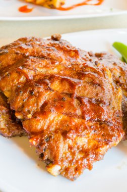 Barbekü kaburga biftek