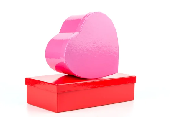 Rosa hjärta låda isolerade vit bakgrund — Stockfoto